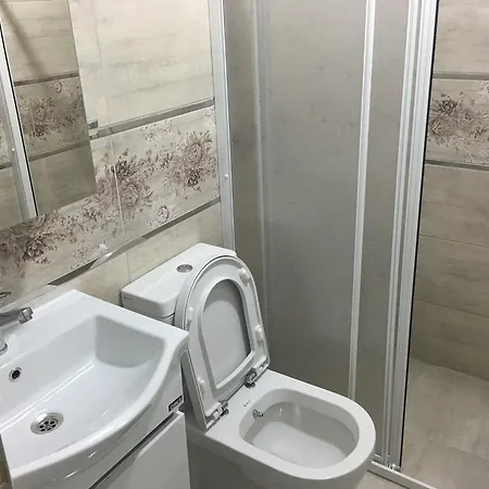 Privatunterkunft Altin Konaklari
